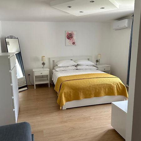 Volmefamily Apartment Pula Bagian luar foto