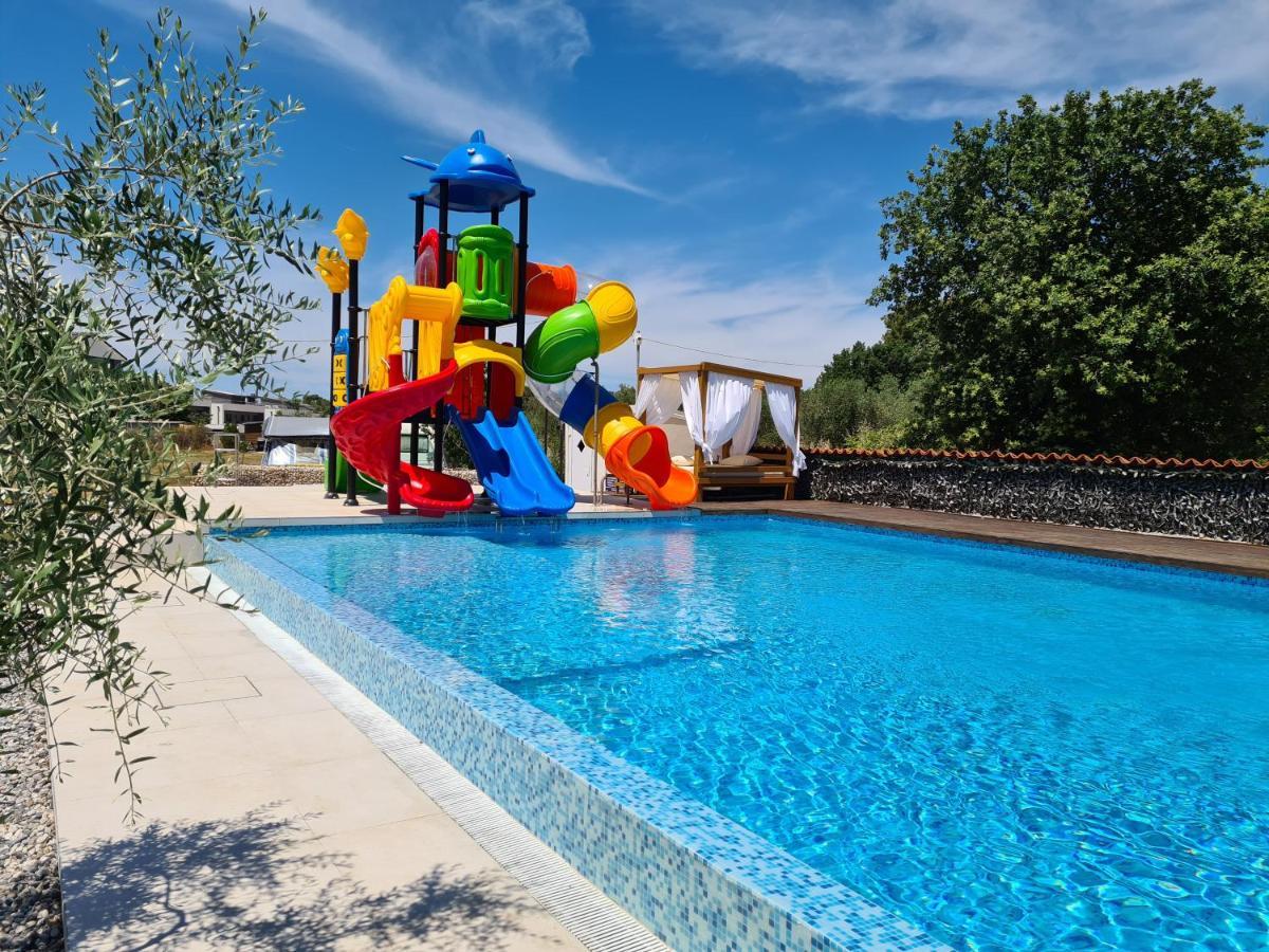 Volmefamily Apartment Pula Bagian luar foto