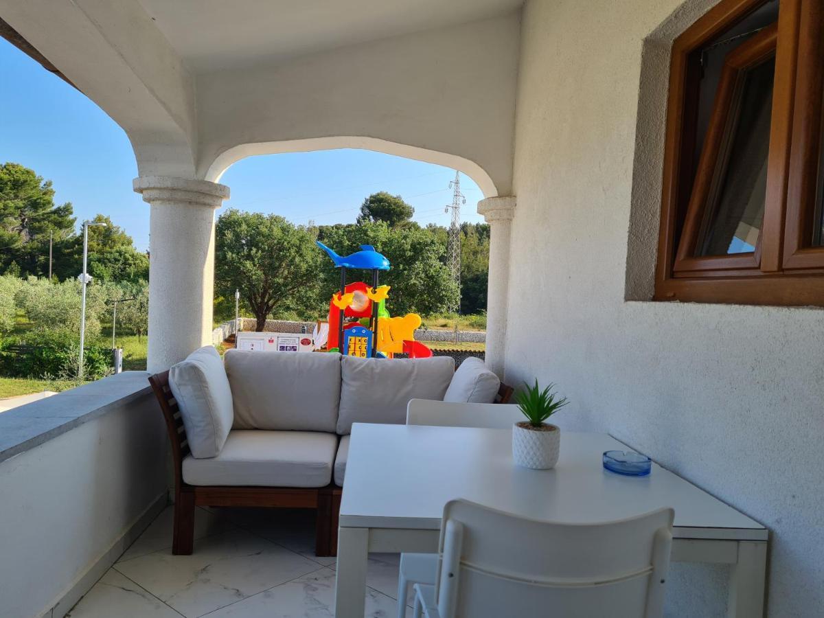 Volmefamily Apartment Pula Bagian luar foto