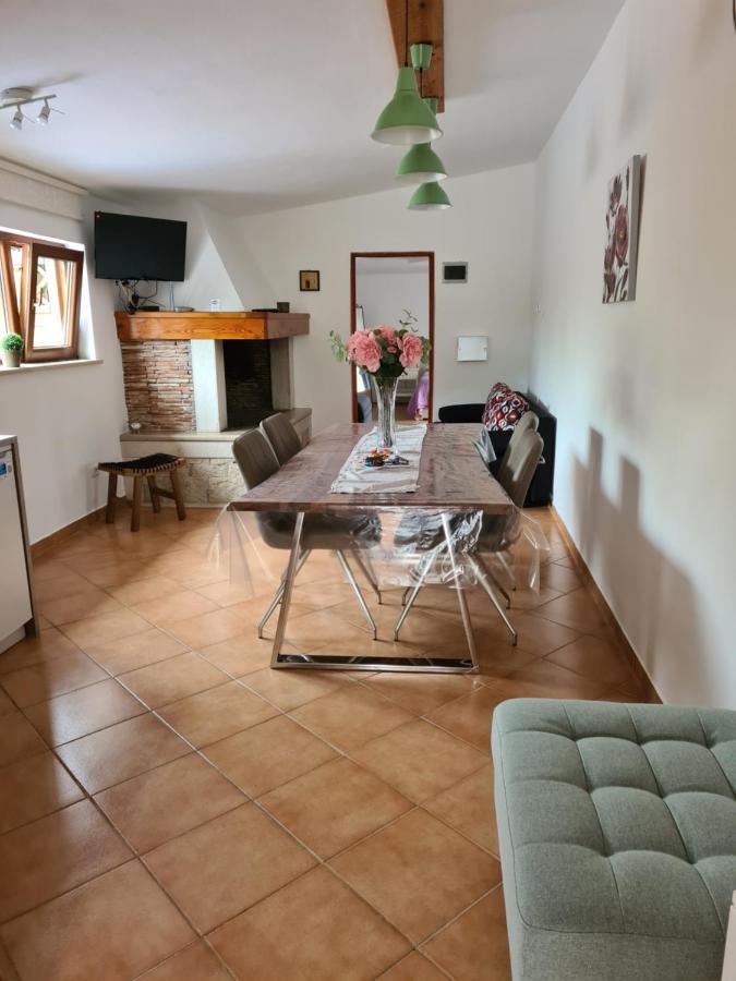 Volmefamily Apartment Pula Bagian luar foto